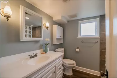 1905 SE Division St, Portland, OR 97202 - Photo 33
