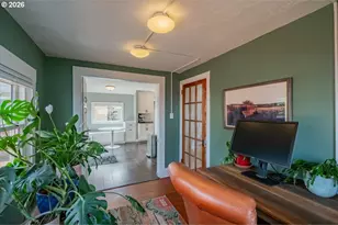 1905 SE Division St, Portland, OR 97202 - Photo 17