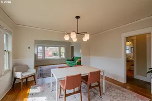 1905 SE Division St, Portland, OR 97202 - Photo 9