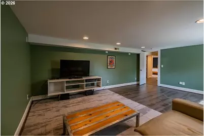 1905 SE Division St, Portland, OR 97202 - Photo 35