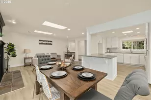 11340 NW Pumpkin Ct, Portland, OR 97229 - Photo 9