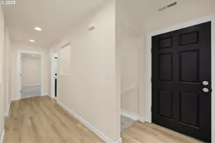 11340 NW Pumpkin Ct, Portland, OR 97229 - Photo 15