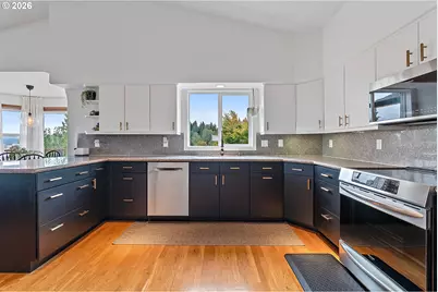 29260 Harbor View Dr, Rainier, OR 97048 - Photo 17