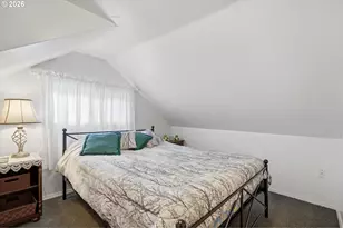 210 W 8th St, Lafayette, OR 97127 - Photo 21