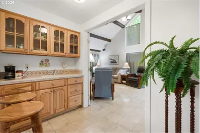 210 W 8th St, Lafayette, OR 97127 - Photo 17