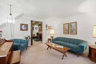 210 W 8th St, Lafayette, OR 97127 - Photo 7