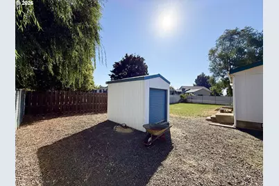 10413 F Ave, Island City, OR 97850 - Photo 17