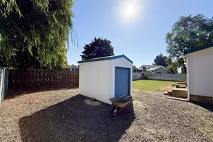 10413 F Ave, Island City, OR 97850 - Photo 17