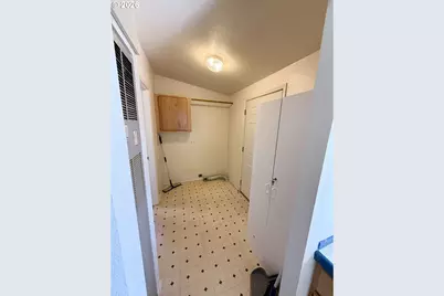 10413 F Ave, Island City, OR 97850 - Photo 15