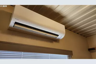 4395 E 20th Ave, Eugene, OR 97403 - Photo 19