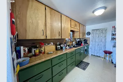 2519 Everett Ave, North Bend, OR 97459 - Photo 11