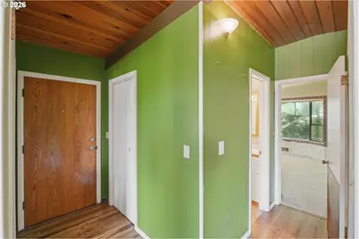 1159 E 1st Pl, Coquille, OR 97423 - Photo 15