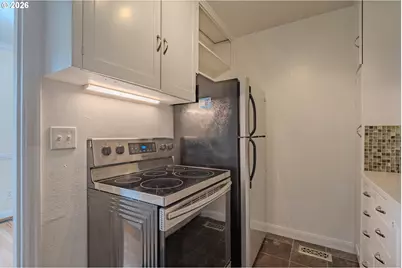 306 E 12th St #C, Vancouver, WA 98660 - Photo 15