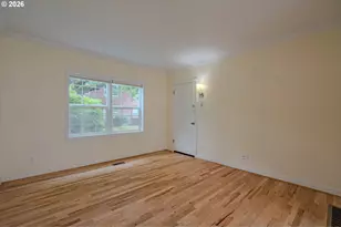 306 E 12th St, Vancouver, WA 98660 - Photo 3