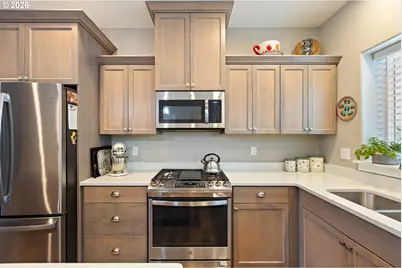 582 Fairway Estates Dr, Sutherlin, OR 97479 - Photo 15