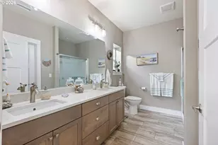 582 Fairway Estates Dr, Sutherlin, OR 97479 - Photo 23