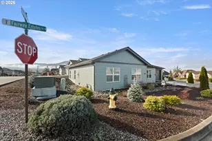 582 Fairway Estates Dr, Sutherlin, OR 97479 - Photo 39