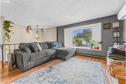 201 SE 176th Pl, Portland, OR 97233 - Photo 9