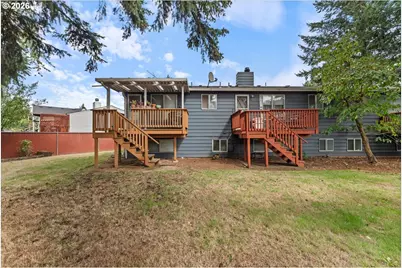 201 SE 176th Pl, Portland, OR 97233 - Photo 31