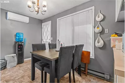 201 SE 176th Pl, Portland, OR 97233 - Photo 11