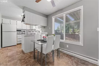 201 SE 176th Pl, Portland, OR 97233 - Photo 23