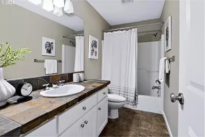 8817 SW 49th Ave, Portland, OR 97219 - Photo 21