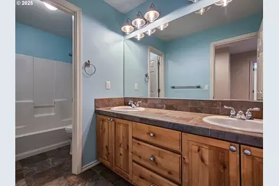 14992 SW Lookout Dr, Tigard, OR 97224 - Photo 29