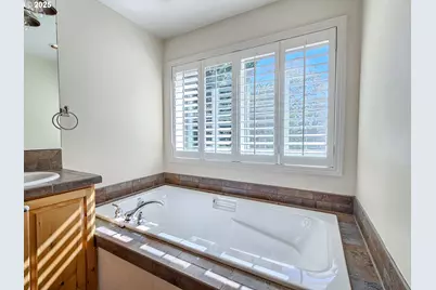 14992 SW Lookout Dr, Tigard, OR 97224 - Photo 35