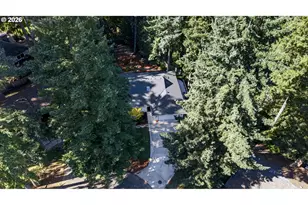 18861 Indian Springs Circle, Lake Oswego, OR 97035 - Photo 9