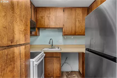 6534 SE Knight St, Portland, OR 97206 - Photo 9