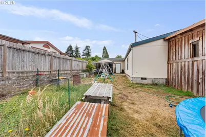 235 1st Ave, Coos Bay, OR 97420 - Photo 29