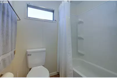 3909 E Fourth Plain Blvd #4, Vancouver, WA 98661 - Photo 19