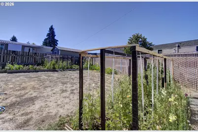 3909 E Fourth Plain Blvd #4, Vancouver, WA 98661 - Photo 25