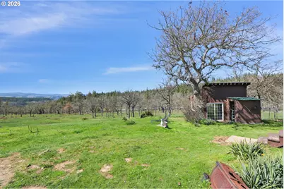 2505 Dry Creek Rd, Mosier, OR 97040 - Photo 35