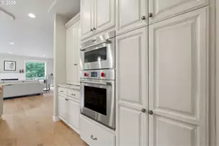 3390 Crescent Dr, West Linn, OR 97068 - Photo 25