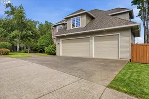 3390 Crescent Dr, West Linn, OR 97068 - Photo 3