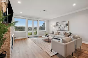 875 N Harbour Dr, Portland, OR 97217 - Photo 15