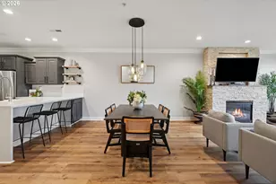 875 N Harbour Dr, Portland, OR 97217 - Photo 13