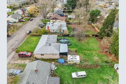 12413 SE Mill St, Portland, OR 97233 - Photo 33