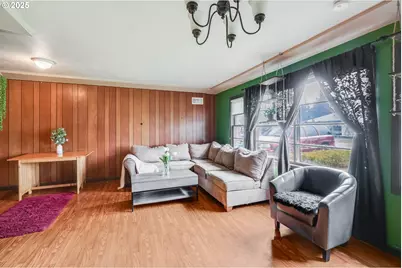 12413 SE Mill St, Portland, OR 97233 - Photo 5