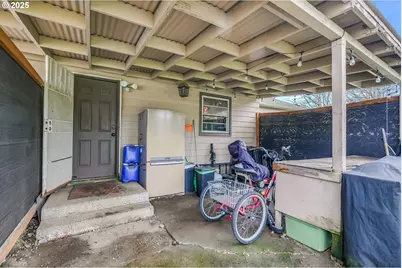 12413 SE Mill St, Portland, OR 97233 - Photo 23