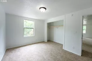 18427 SE Yamhill St, Portland, OR 97233 - Photo 19