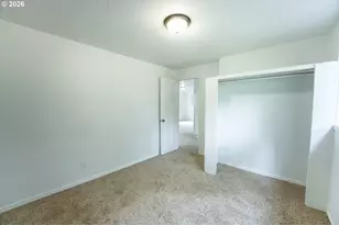 18427 SE Yamhill St, Portland, OR 97233 - Photo 23