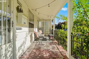 2451 SE Salmon St, Portland, OR 97214 - Photo 5