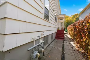 2451 SE Salmon St, Portland, OR 97214 - Photo 39