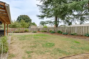 914 NE 26th St, McMinnville, OR 97128 - Photo 35