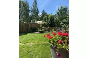 1308 NW 15th Ct, Battle Ground, WA 98604 - Photo 3