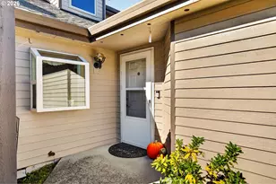 2449 NW Logan St, Camas, WA 98607 - Photo 5