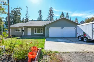 188 Trillium Ln, Tenmile, OR 97481 - Photo 3