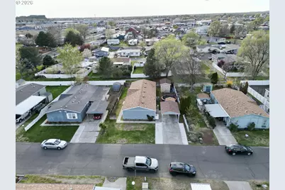 1735 NE 3rd Pl, Hermiston, OR 97838 - Photo 27